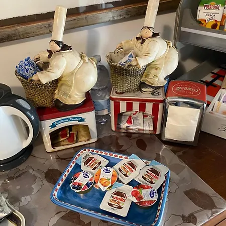 A Casa Di Simone לינה וארוחת בוקר